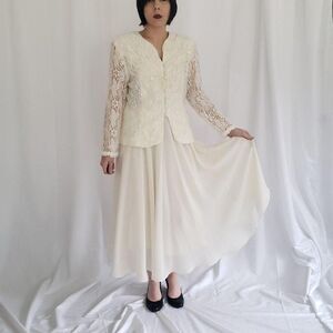 80s White Lace Jacket and Skirt‎ Set